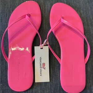 Vineyard Vines Hot Pink Skinny Strap Flip Flops - Women Size 9 - New w/ Tags